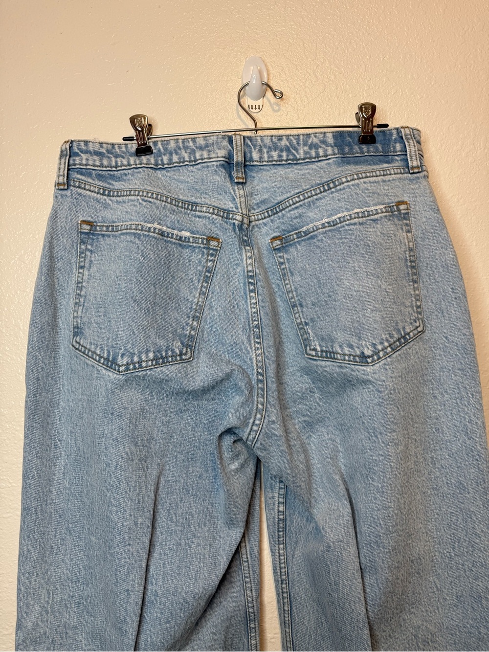 Abercrombie & Fitch Light Wash Wide Leg Jeans - Picture 5 of 8